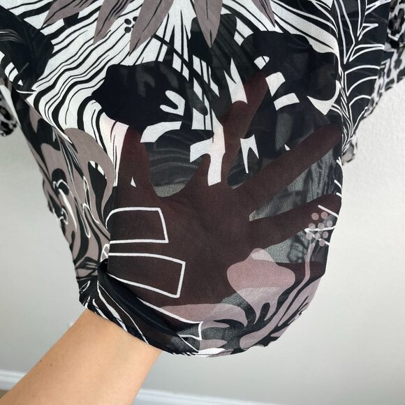 Kim Gravel Belle Womens Plus 2X Poncho Black Gray Jungle Leopard Tunic Top - Picture 10 of 10